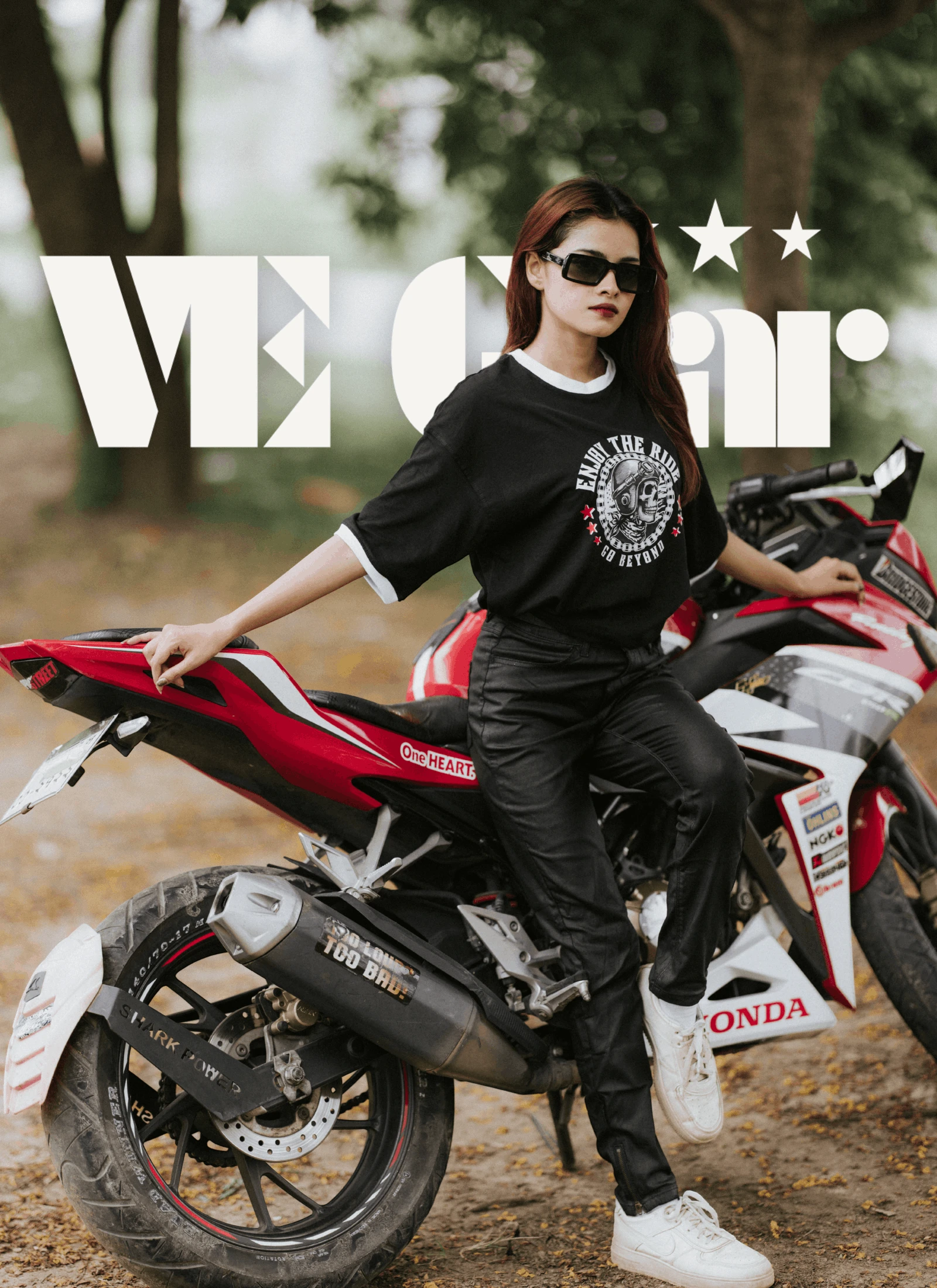 VE Gear “GO BEYOND”  Black and white Oversized Drop Shoulder T-shirt view 5